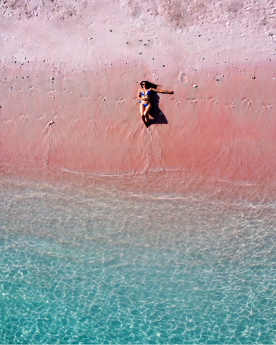 The ulimate Pink Beach experience