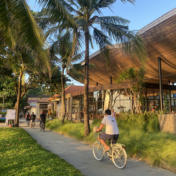 Segara beach front promenade