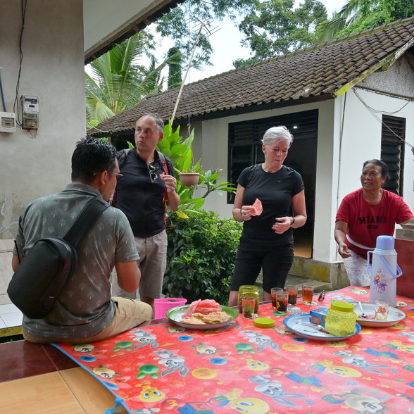 Visit local balinese home