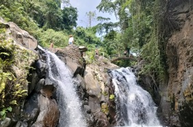 22 Lagoon Waterfall (1)