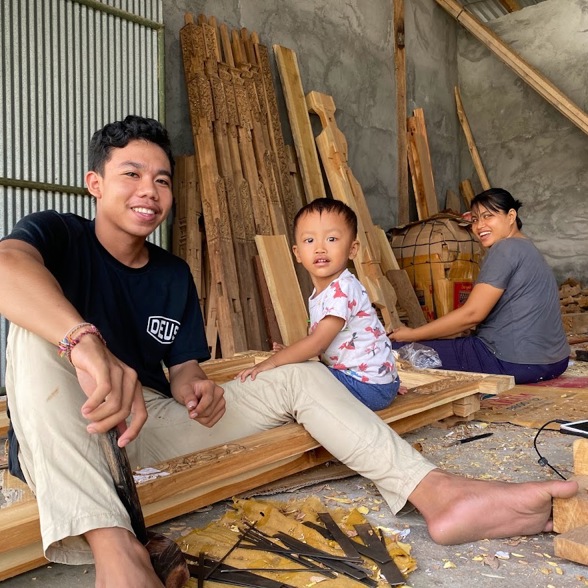 Wood carving family