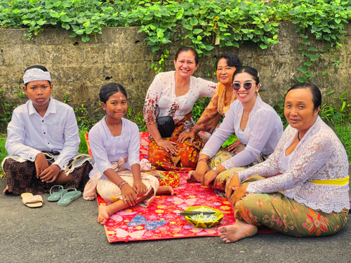 Balinese family
