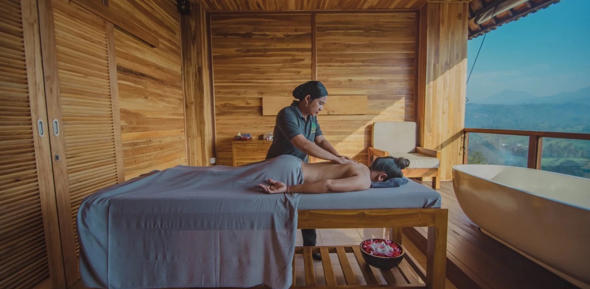 Patal Kikian Villas Spa Massage