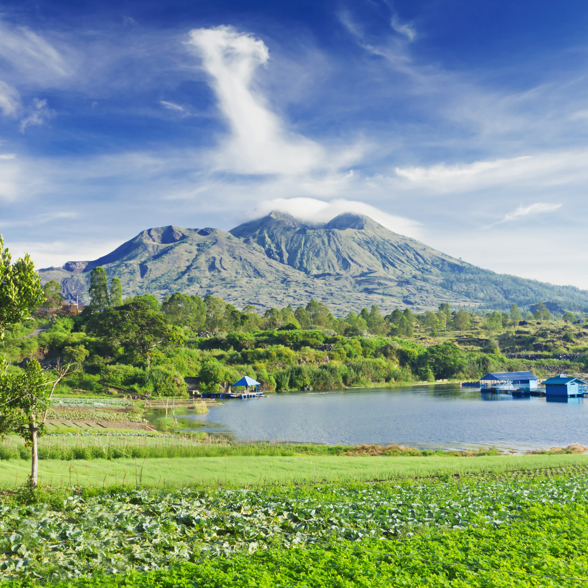 Tamblingan Lake