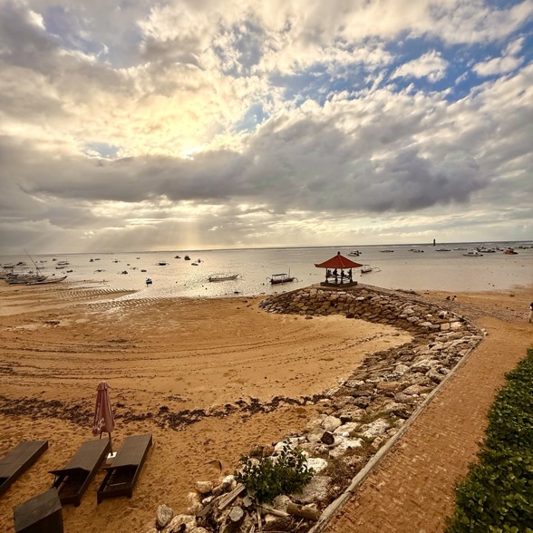 Sanur beach