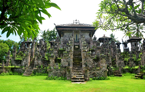 Beji temple Sangsit village Singaraj, Bali