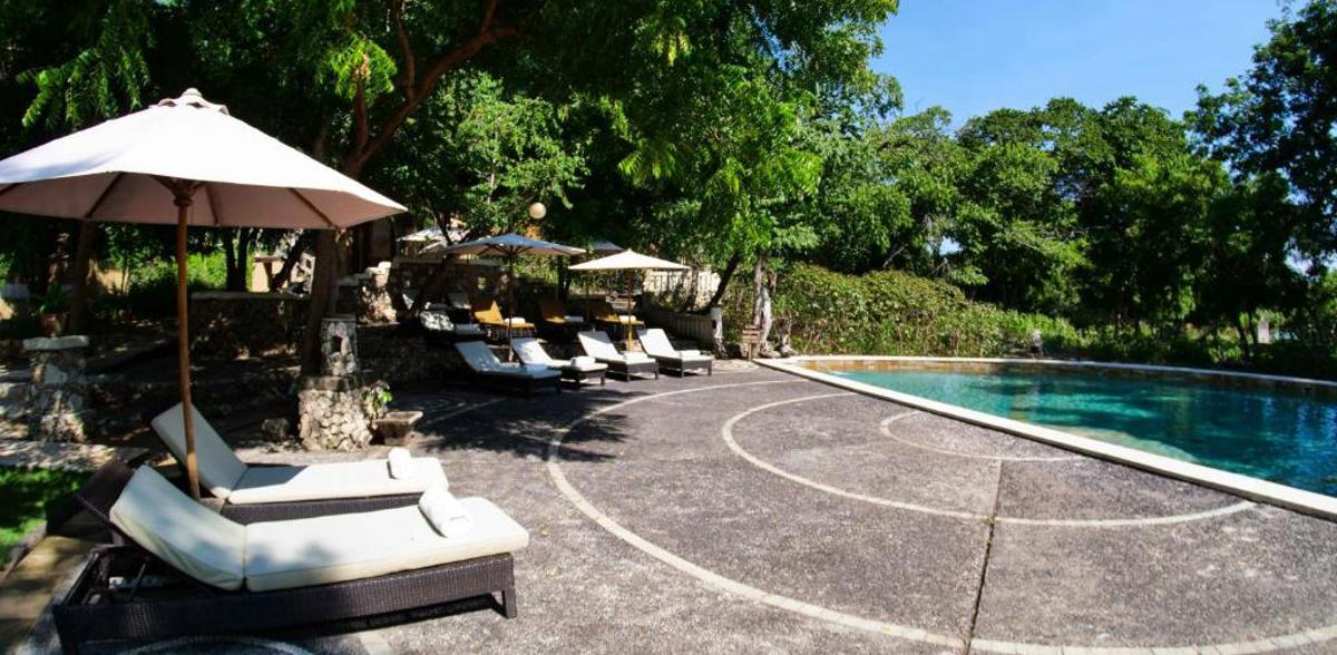 Pool view