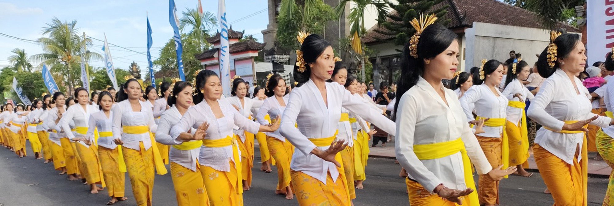 Bali Highlights Temple Ceremony Large