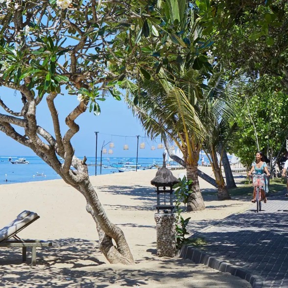 Beach promenade