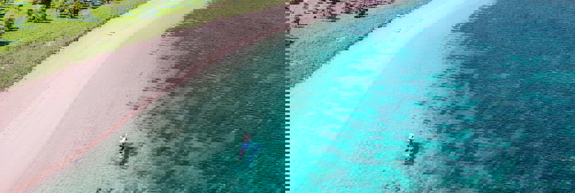 Pink Beach Komodo Tour