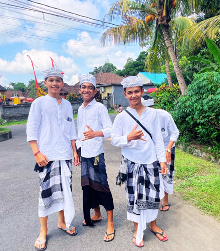 Bali boys