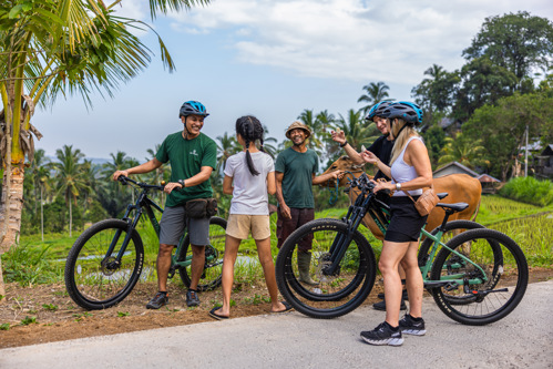 Meet the locals on a bike trip around Ubud