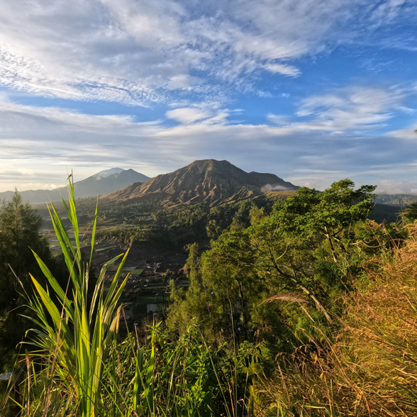 34 Mount Batur Salinan View