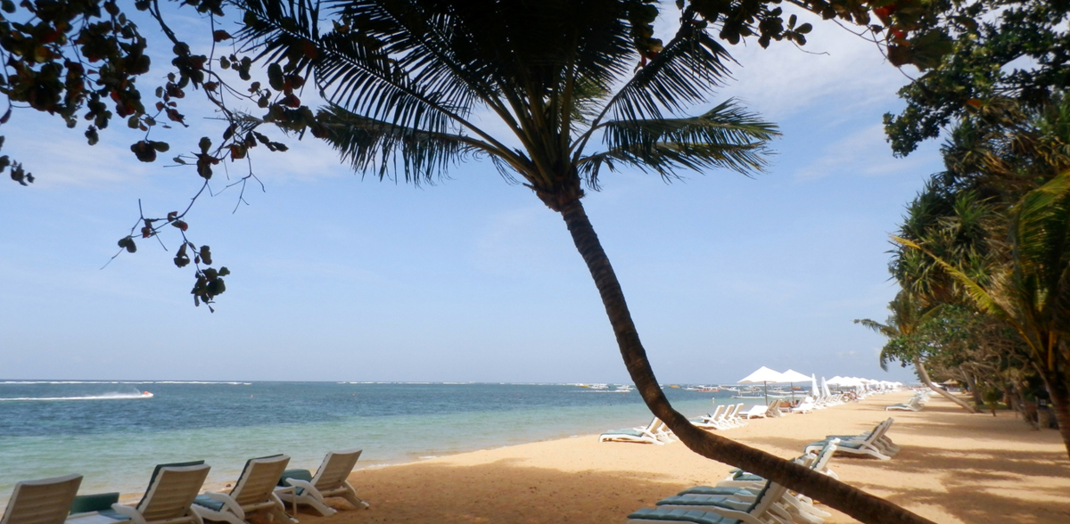 Relax at Sanur beach