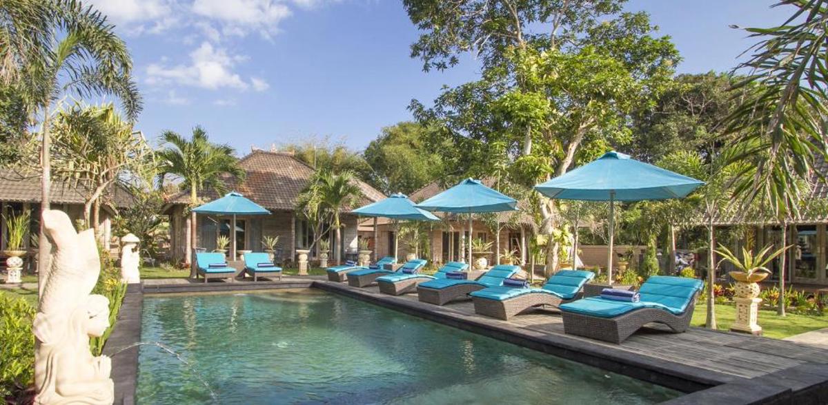 Palm Groove Villas - Pool view