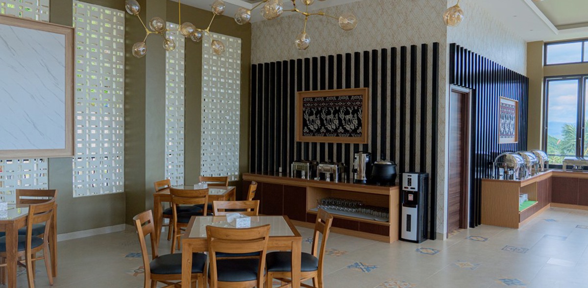 Flamingo Labuan Bajo Restaurant 2