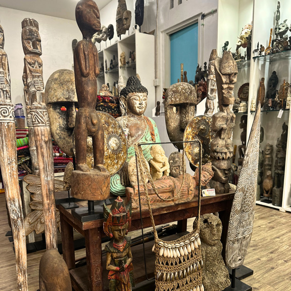Shop for antiques in Ubud
