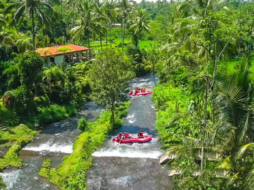 River rafting in the jungle